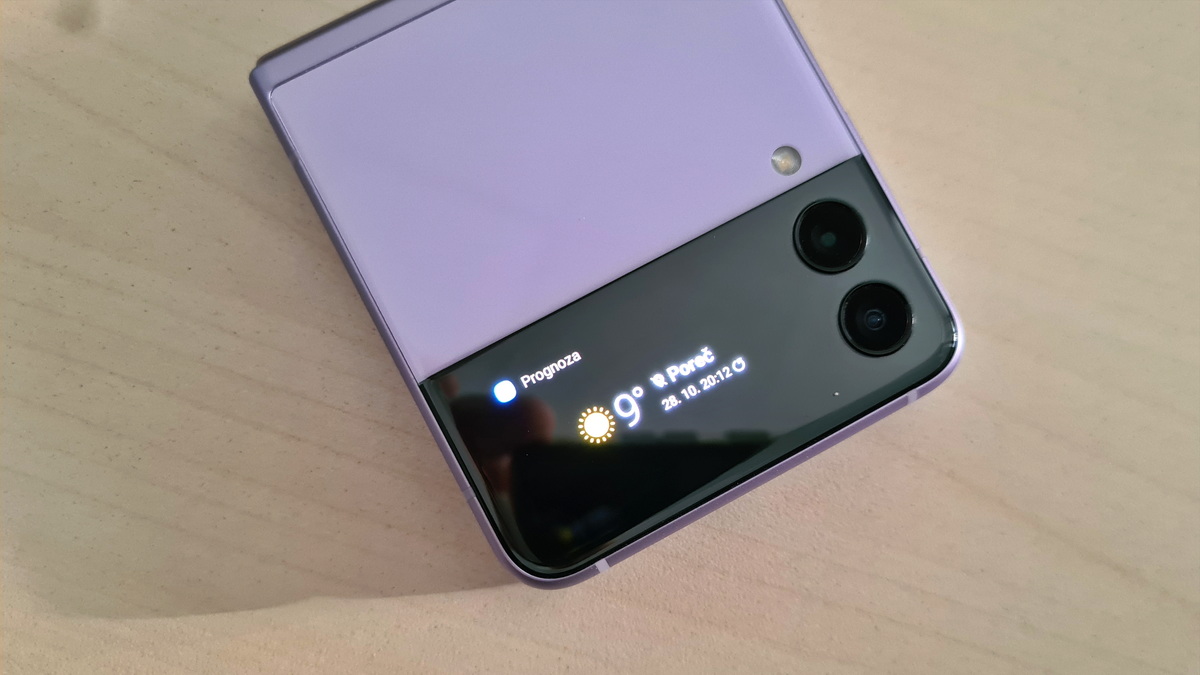 Iako smo mislili da su preklopni telefoni zauvijek rekli svoje „zbogom“, vratili su se u nikad boljem izdanju s najnovijim modelom Samsung Galaxy Z Flip3 5G