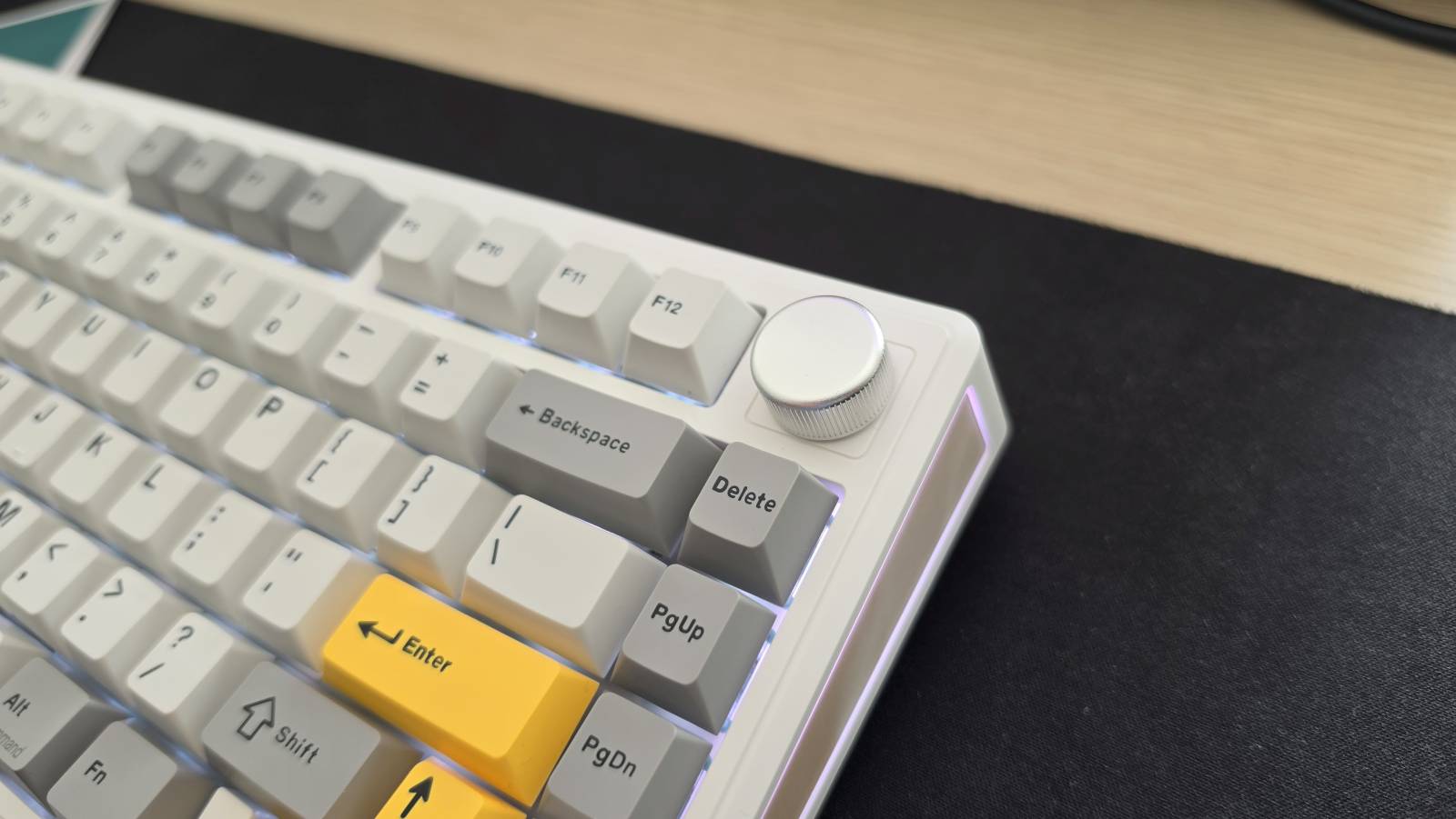 EPOMAKER TH80 V2