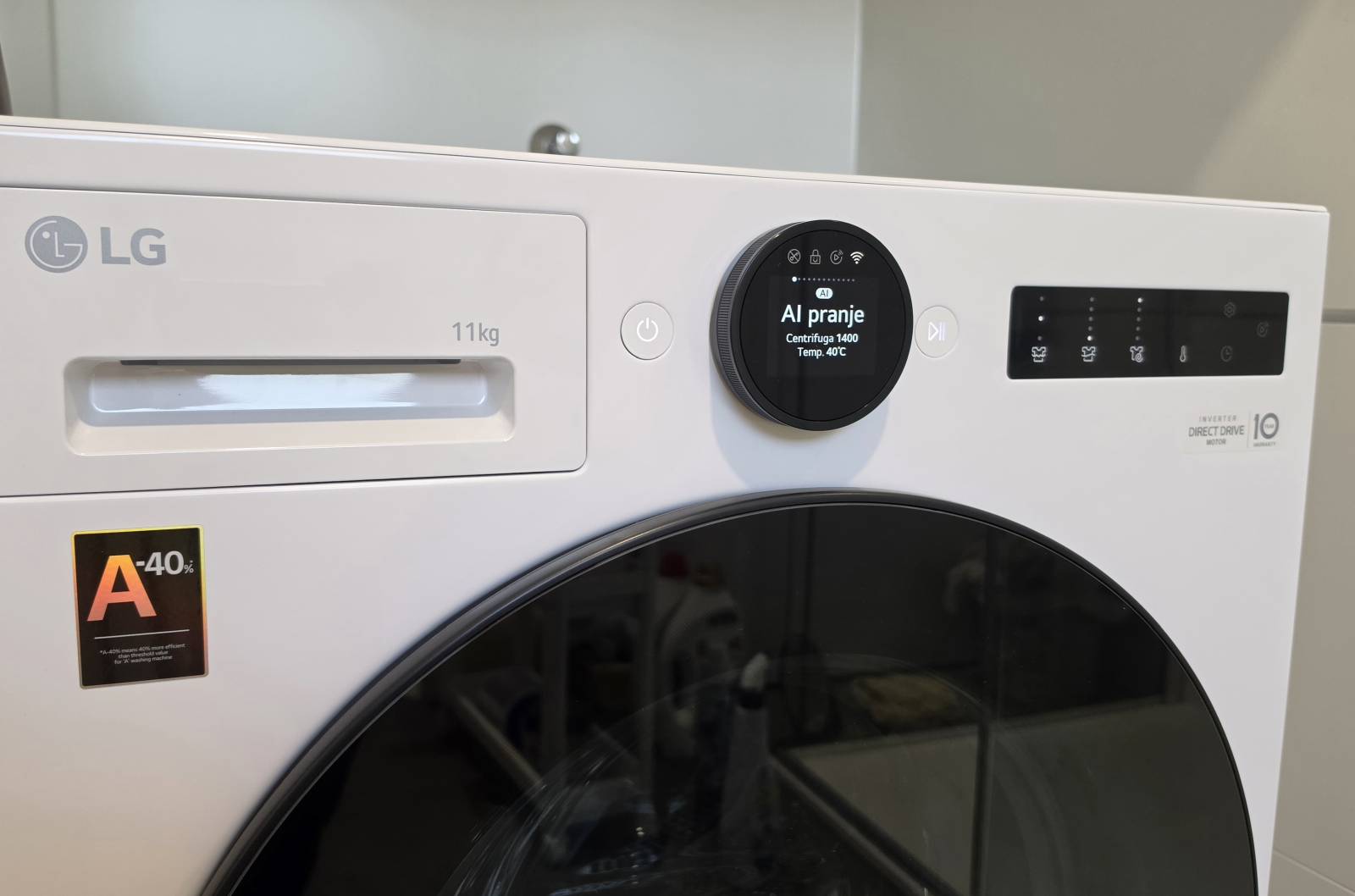 LG F4X7011TWB